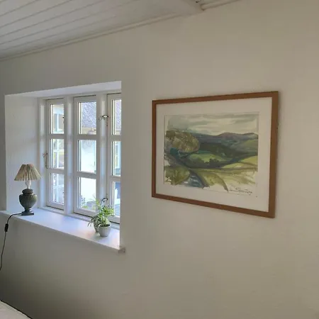 Skovlyset's *